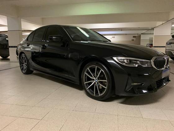 BMW 320i 2.0 16V TURBO GASOLINA SPORT AUTOMÁTICO BMW 320i 2.0 16V TURBO GASOLINA SPORT AUTOMÁTICO